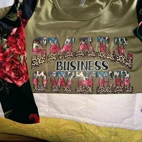 Lularoe medium khaki Lynnae long sleeve with rose print. NWT - Picture 7 of 7